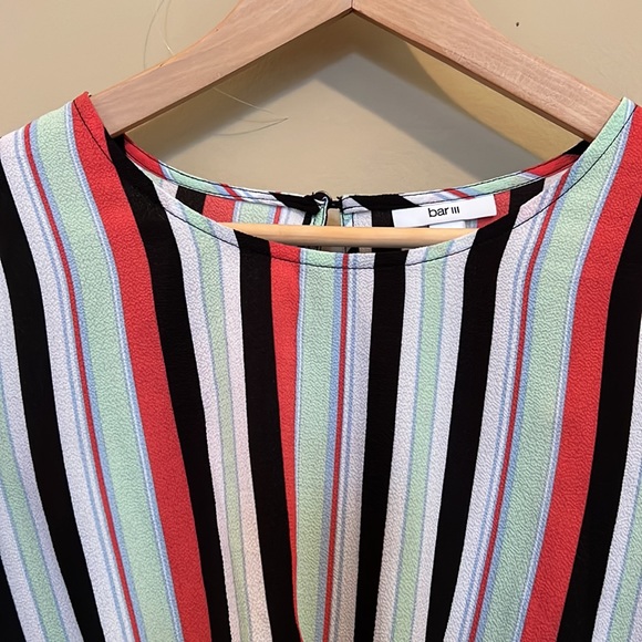 Bar lll Stripe blouse with flutter sleeves & twist knot at front - Picture 4 of 9